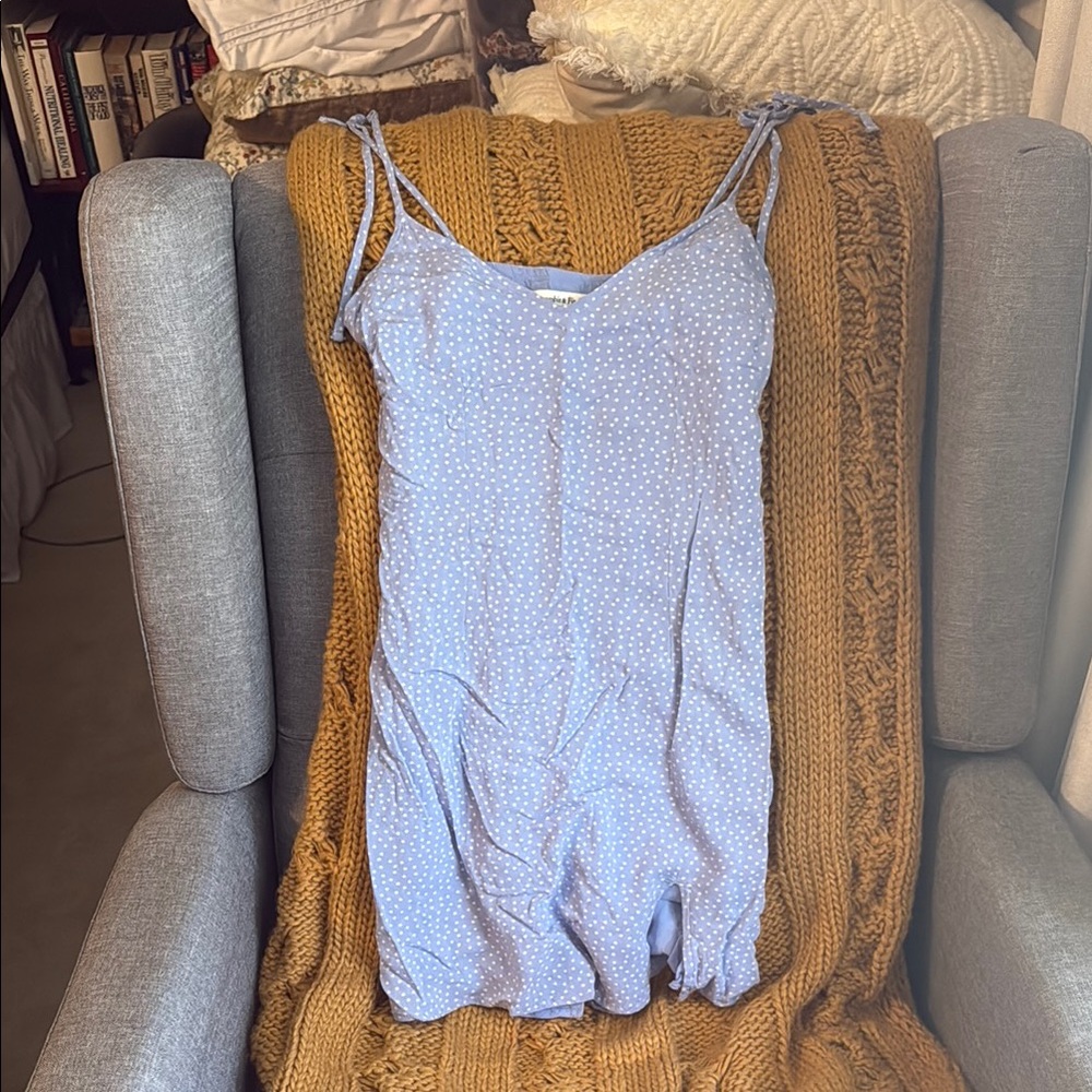 Abercrombie & Fitch Blue and White Chemise